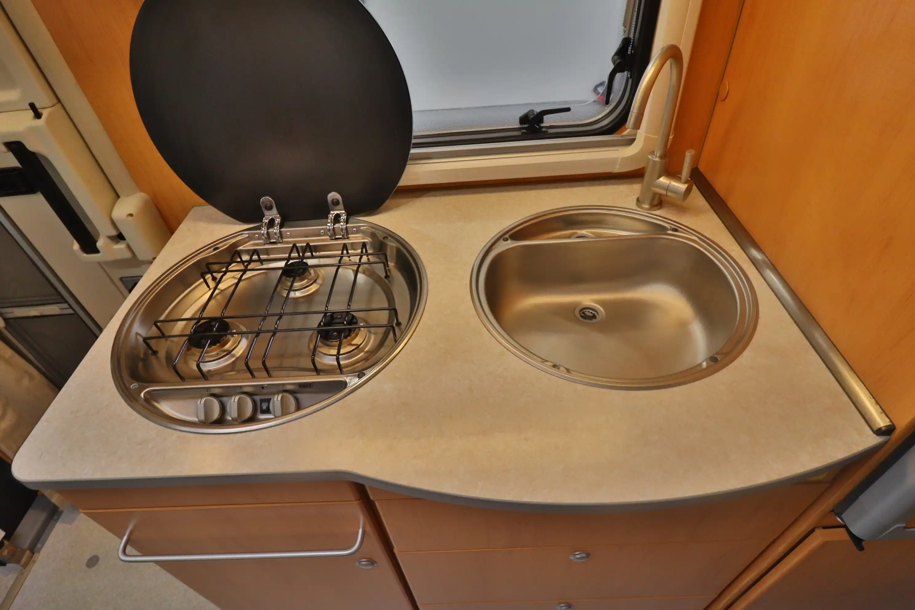 HYMER-ERIBA B 574